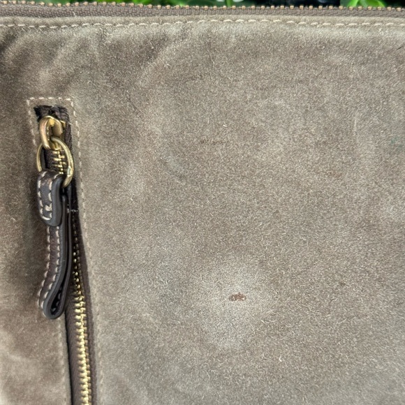 COACH VINTAGE Brown / Taupe Suede Hamilton Crossbody / Slingback Bag - EUC - Picture 5 of 16